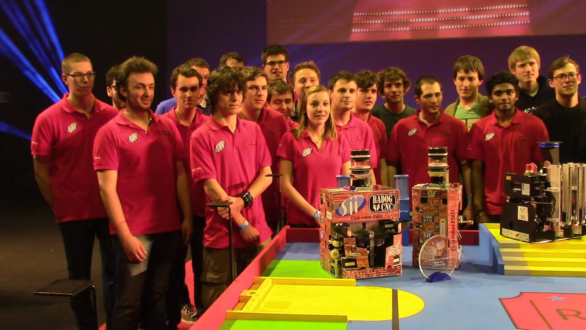 L'équipe RobotESEO de la saison 2014-2015, thème « Robomovies »
