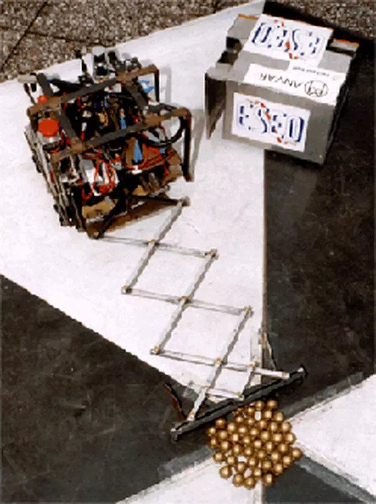 Totor II et Extractor, les robots de la saison 1995-1996