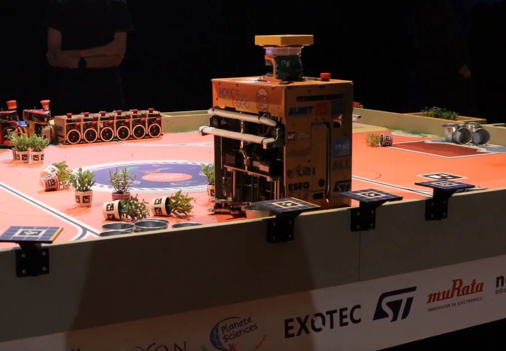 Phobos et D.E.I.M.O.S, les robots de la saison 2023-2024